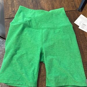 NWT Beyond yoga green biker shorts